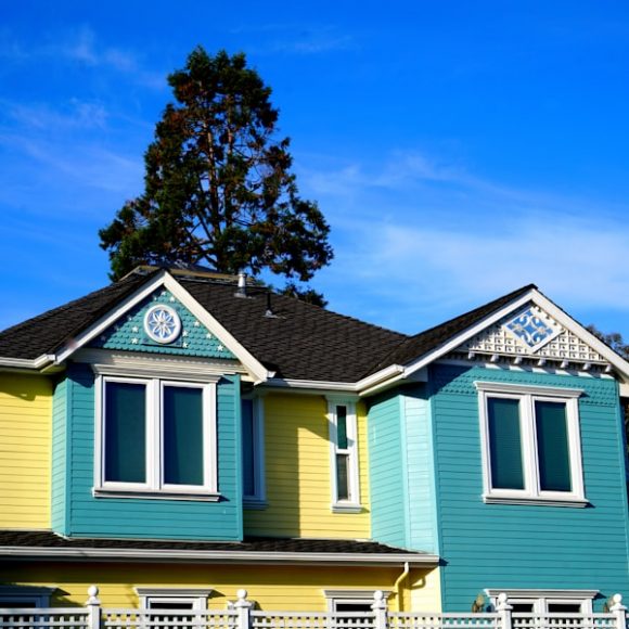 Photo "Can one estimate their own real estate property?"