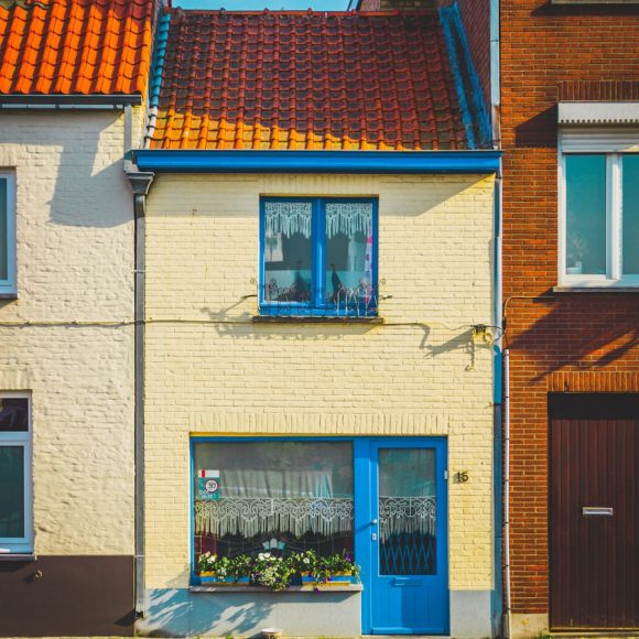 Photo "Estimating an atypical property: why is it more complicated?"